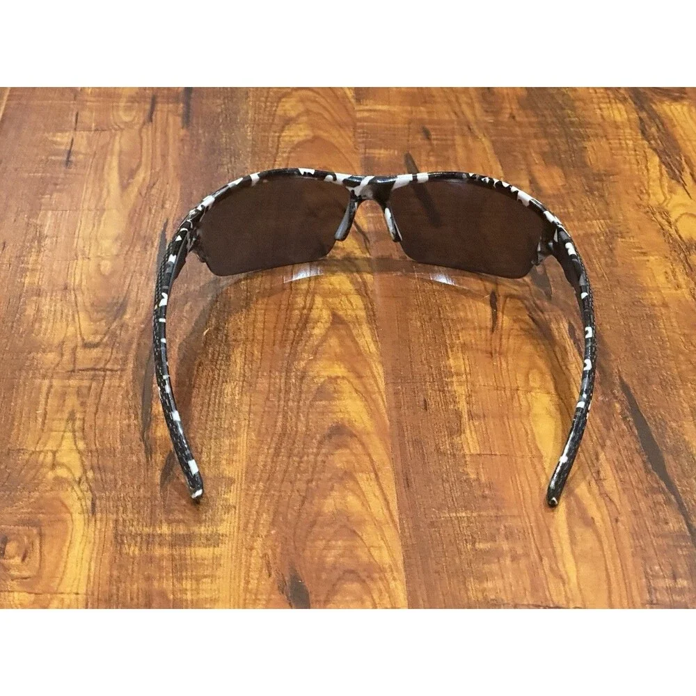 LRI AMP Sport 129176 Black & White Camo Wrap Sunglasses - EUC!